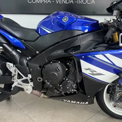 YAMAHA-YZF R1-2011