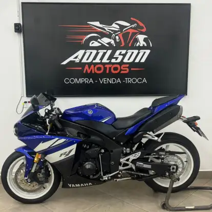 YAMAHA-YZF R1-2011