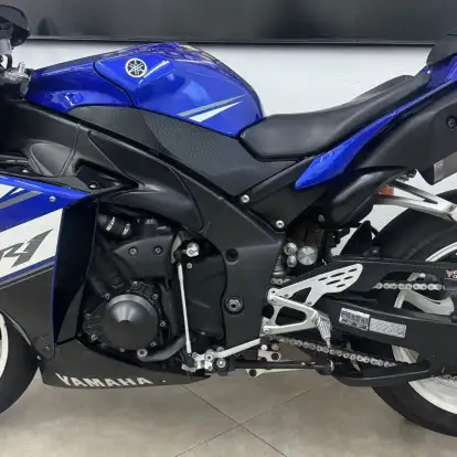 YAMAHA-YZF R1-2011