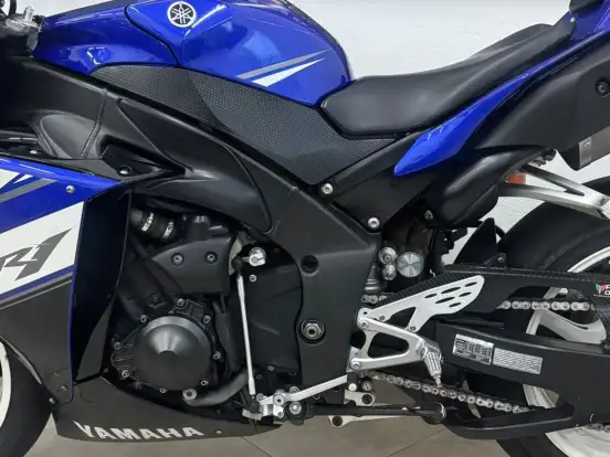 YAMAHA-YZF R1 YAMAHA-YZF R1-2011