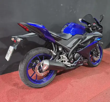 YAMAHA-YZF R15 YAMAHA-YZF R15-2024