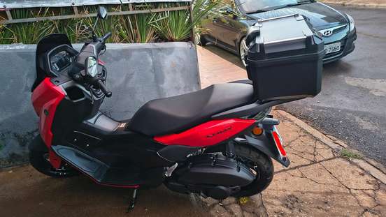 YAMAHA-NMAX CONNECTED 160 ABS-2025