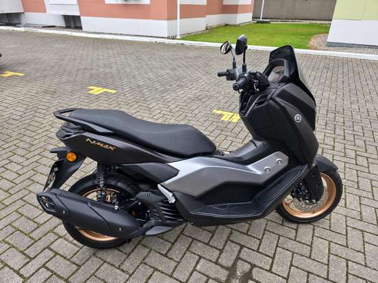 YAMAHA-NMAX CONNECTED 160 ABS-2025