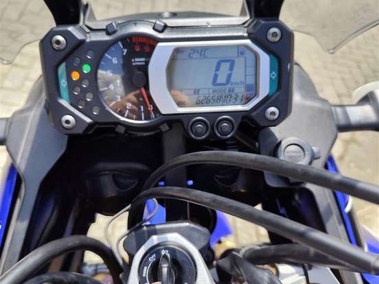YAMAHA-XT1200Z SUPER TÉNÉRÉ YAMAHA-XT1200Z SUPER TÉNÉRÉ-2013