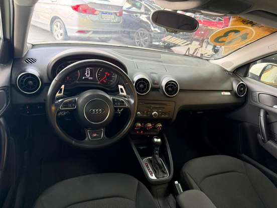 AUDI-A1-1.4 TFSI SPORTBACK ATTRACTION 16V 122CV GASOLINA 4P S-TRONIC AUDI-A1-2013