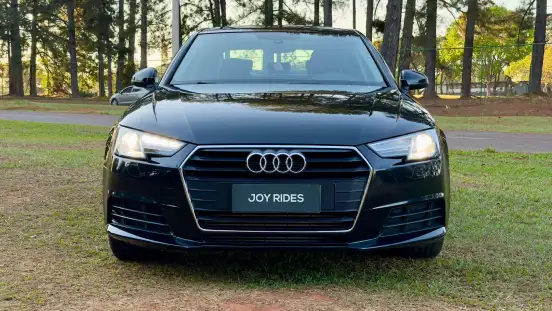 AUDI-A4-2017