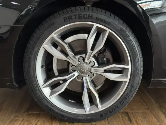AUDI-A4-2020