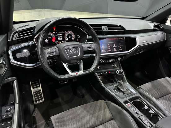AUDI-Q3-2.0 40 TFSI GASOLINA SPORTBACK PERFORMANCE BLACK QUATTRO TIPTRONIC AUDI-Q3-2022