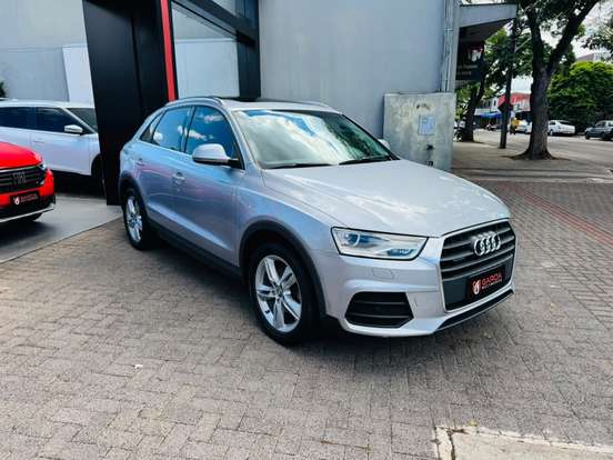AUDI-Q3-2015