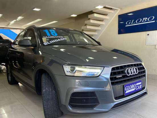 AUDI-Q3-2018