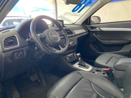 AUDI-Q3-2018