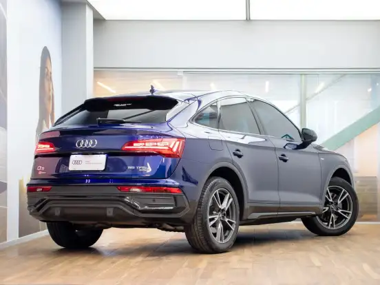AUDI-Q5-2.0 55 TFSIE PHEV SPORTBACK PERFORMANCE BLACK QUATTRO S TRONIC AUDI-Q5-2022