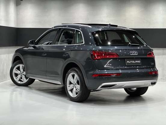 AUDI-Q5-2017