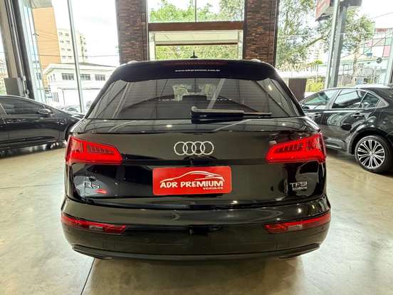 AUDI-Q5-2018