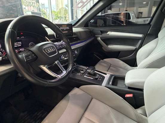AUDI-Q5-2018