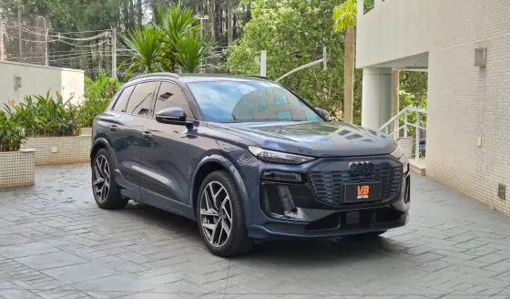 AUDI Q6 E-TRON 100 KW ELÉTRICO PERFORMANCE BLACK QUATTRO