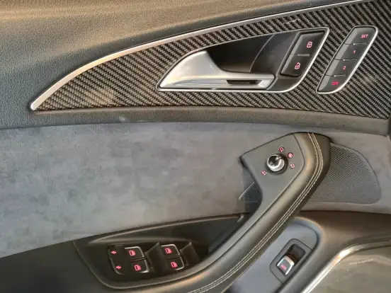 AUDI-RS6-4.0 AVANT V8 32V BI-TURBO GASOLINA 4P TIPTRONIC AUDI-RS6-2018