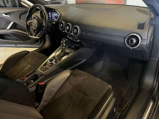 AUDI-TT-2017
