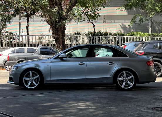 AUDI-A4-2008