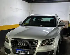 AUDI Q5 2.0 TFSI AMBIENTE 16V 211CV GASOLINA 4P AUTOMÁTICO AUDI Q5 2.0 TFSI AMBIENTE 16V 211CV GASOLINA 4P AUTOMÁTICO
