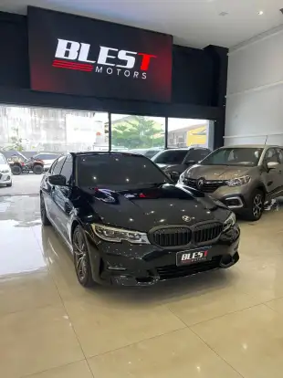 BMW-320i-2021