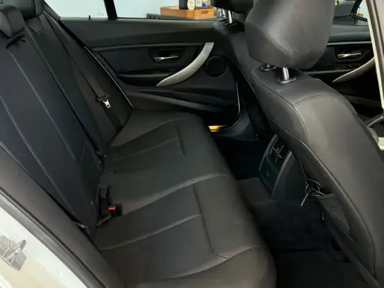 BMW-320i-2.0 16V TURBO GASOLINA 4P AUTOMÁTICO BMW-320i-2012