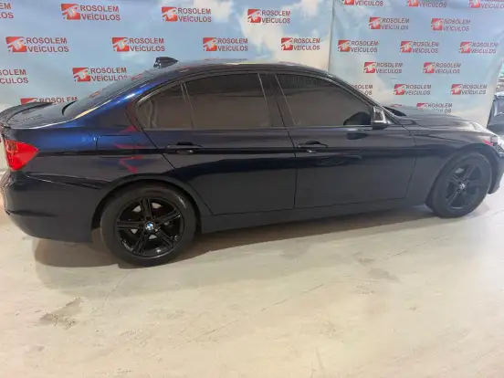 BMW-320i-2015