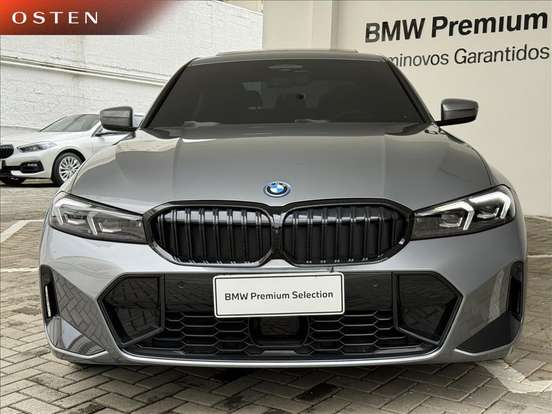 BMW-330e-2025