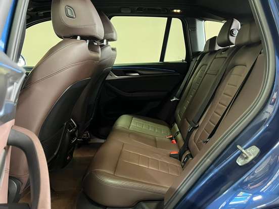 BMW-iX3-2022