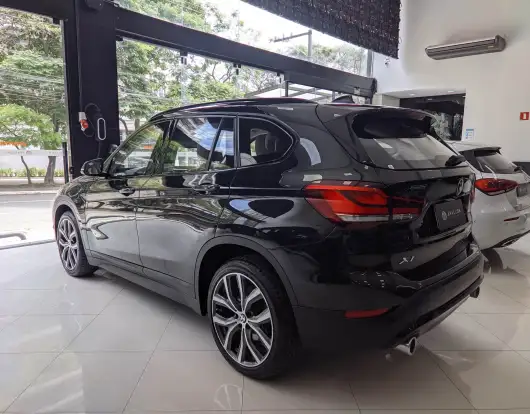 BMW-X1-2022