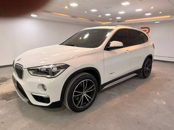 BMW X1 2.0 16V TURBO ACTIVEFLEX SDRIVE20I 4P AUTOMÁTICO