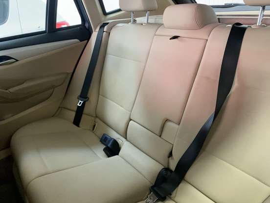 BMW-X1-2015