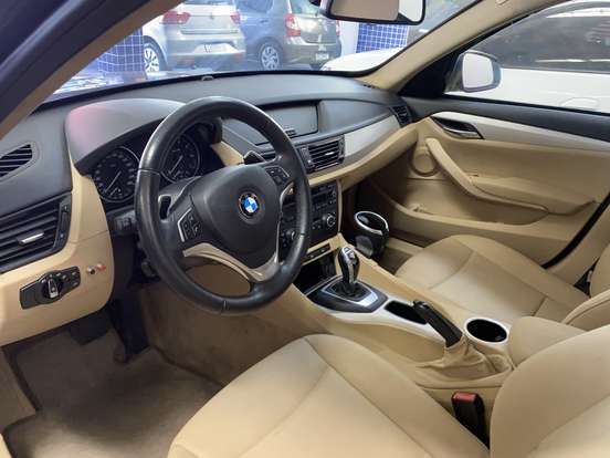 BMW-X1-2015