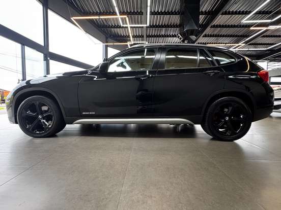 BMW-X1-2015