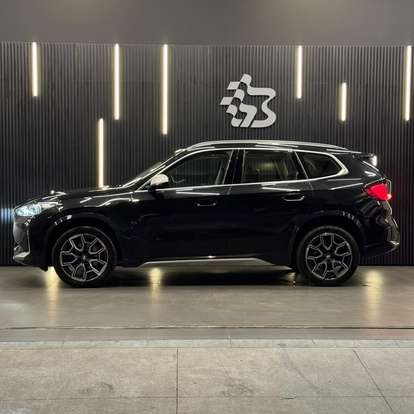 BMW-X1-2023