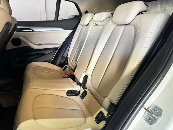 BMW-X2-2019