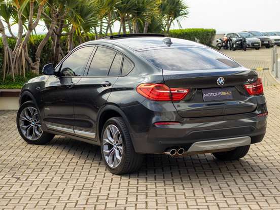 BMW-X4-2017