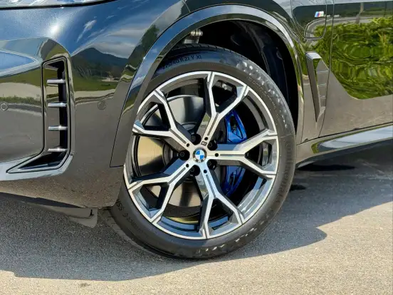 BMW-X5-2025