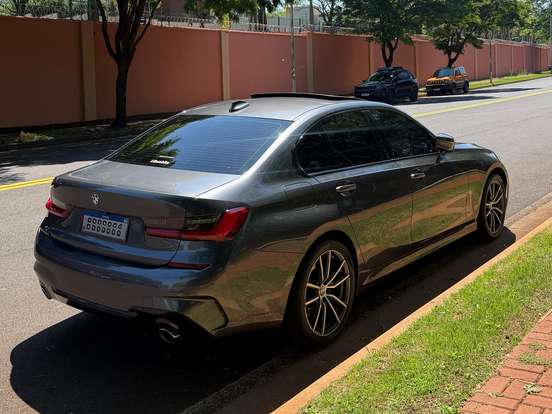 BMW-320i-2.0 16V TURBO GASOLINA SPORT GP AUTOMÁTICO BMW-320i-2021