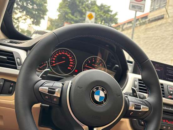 BMW-320i-2.0 SPORT GP 16V TURBO GASOLINA 4P AUTOMÁTICO BMW-320i-2012