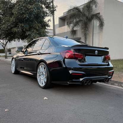 BMW-328i-2018