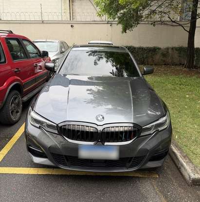 BMW-330i-2019