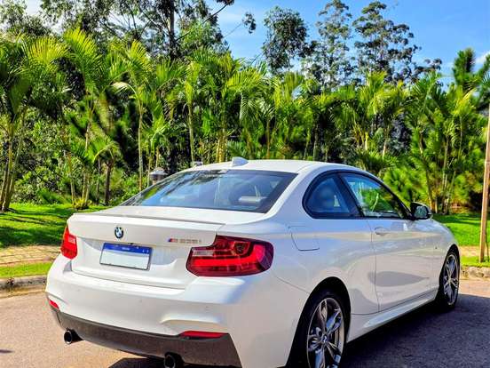 BMW-M 235i-3.0 I6 TURBO GASOLINA 2P AUTOMÁTICO BMW-M 235i-2014