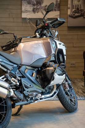 BMW-R 1300 GS ADVENTURE TRIPLE BLACK-2026