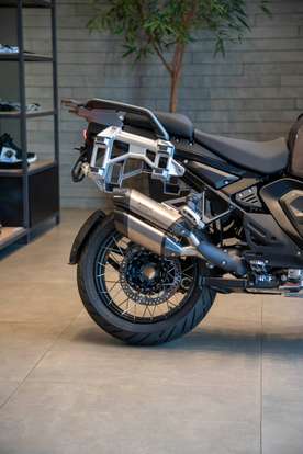 BMW-R 1300 GS ADVENTURE TRIPLE BLACK-2026