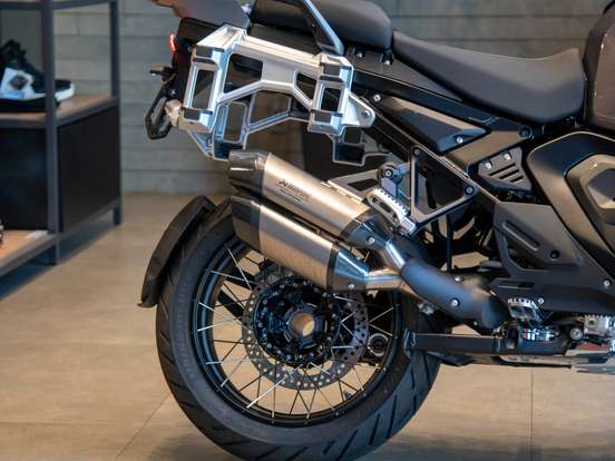 BMW-R 1300 GS ADVENTURE TRIPLE BLACK BMW-R 1300 GS ADVENTURE TRIPLE BLACK-2026