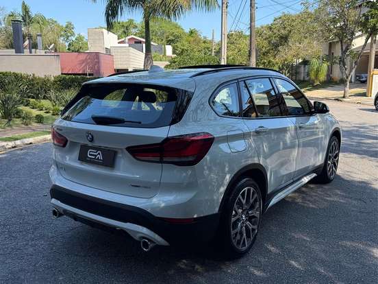 BMW-X1-2.0 16V TURBO ACTIVEFLEX XDRIVE25I SPORT 4P AUTOMÁTICO BMW-X1-2021