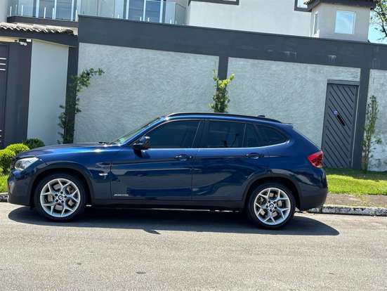 BMW-X1-3.0 24V GASOLINA XDRIVE28I 4P AUTOMÁTICO BMW-X1-2010