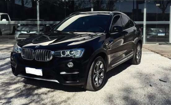 BMW-X4-2017