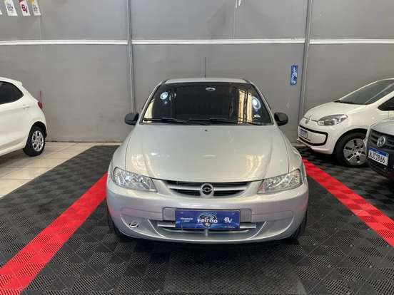 CHEVROLET-CELTA-1.0 MPFI 8V GASOLINA 2P MANUAL CHEVROLET-CELTA-2002